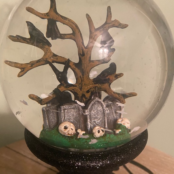 Bath and Body Works Cemetery Pedestal 3 wick candle holder water globe NEW w/BOX - Picture 3 of 11